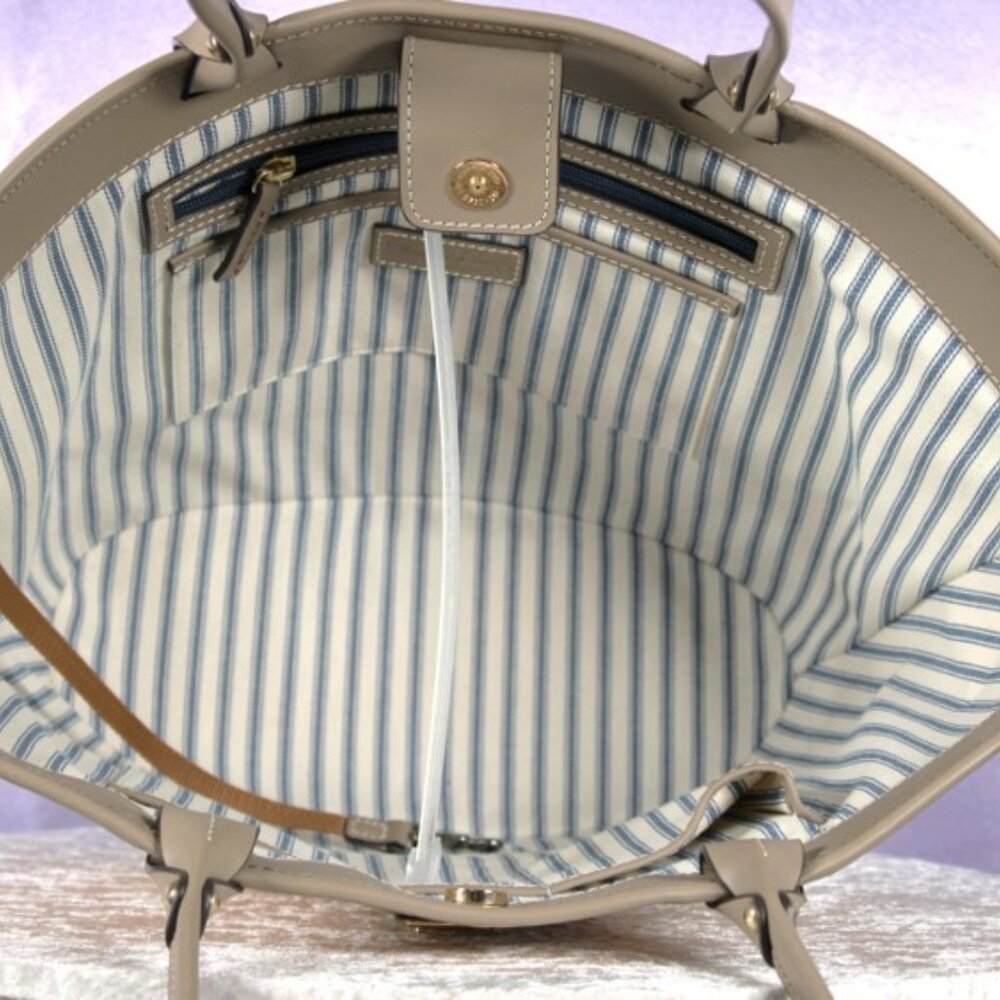 Dooney & Bourke Woven Straw-Look Tote Bag Tan Taupe NWOT - Picture 11 of 12